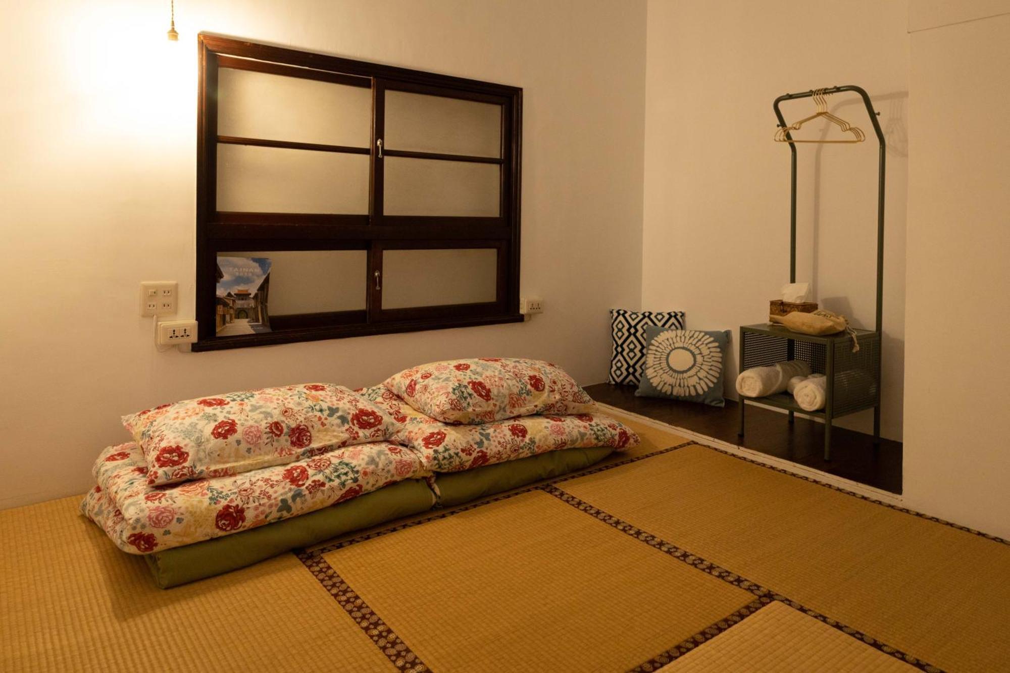 Funnan Guesthouse Tainan Kamer foto