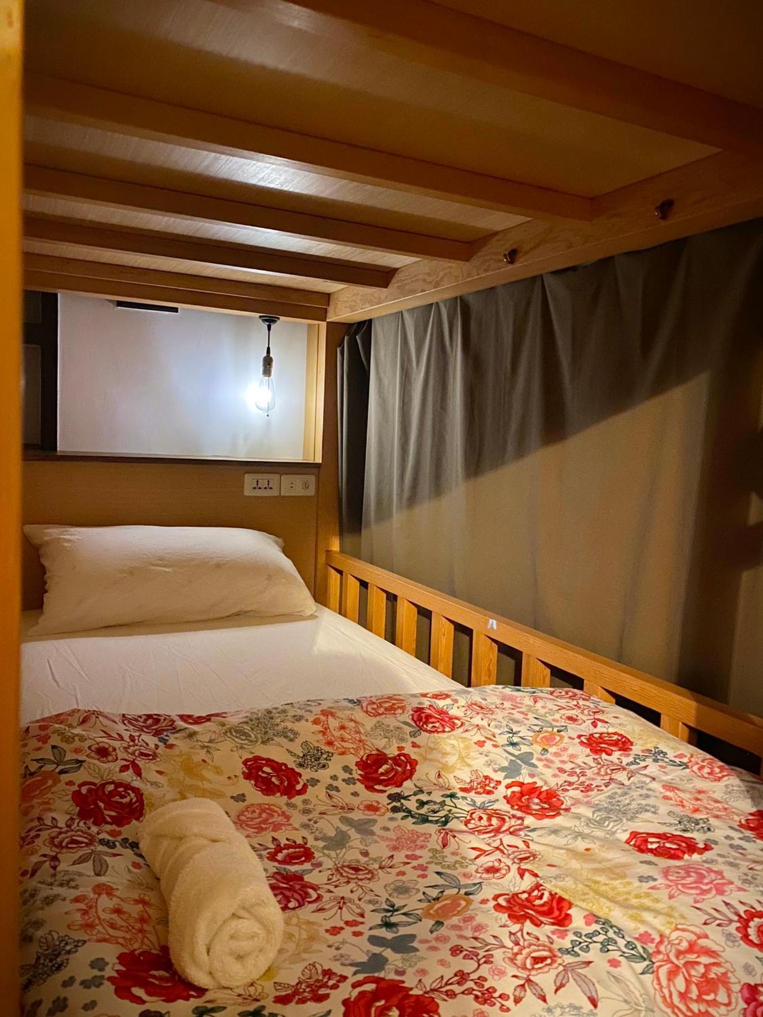 Funnan Guesthouse Tainan Kamer foto